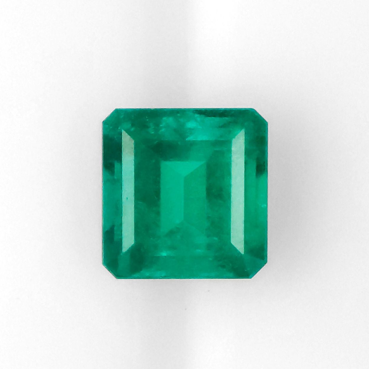  コロンビア産エメラルド1.28ct(中央宝石研究所宝石鑑別書付)