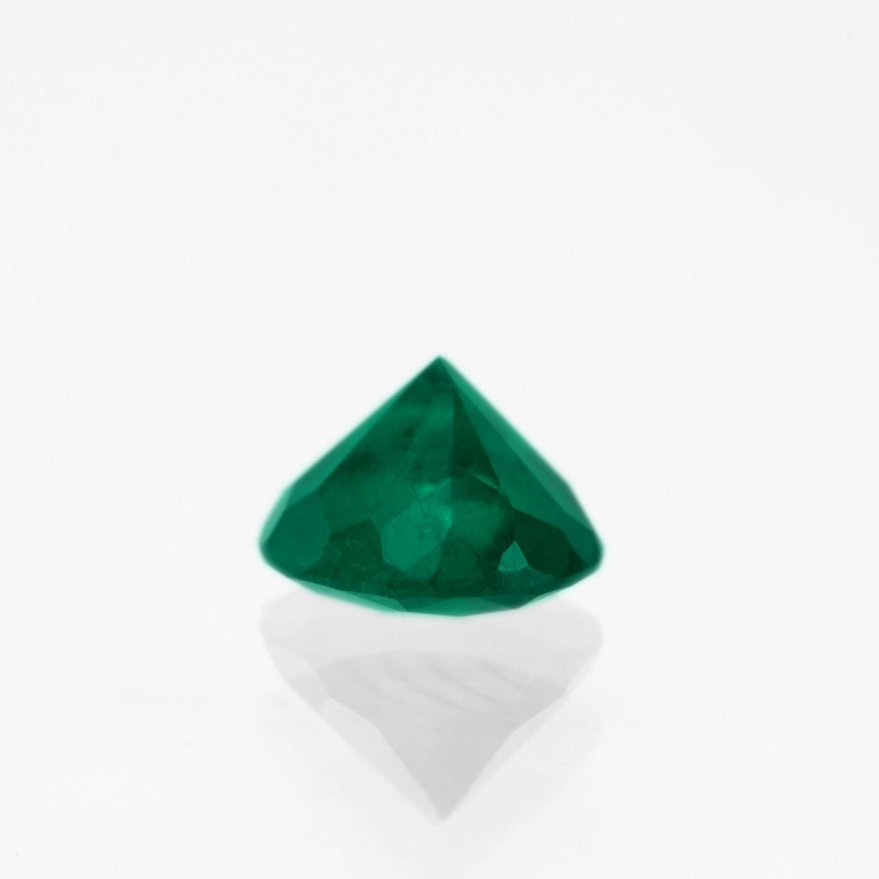 コロンビア産ムゾー鉱山エメラルド1.47ct(中央宝石研究所宝石鑑別書付