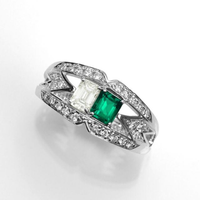 コロンビア産エメラルド0.36ctプラチナリングダイヤ0.36ct0.25ct付(中央宝石研究所宝石鑑別書付)