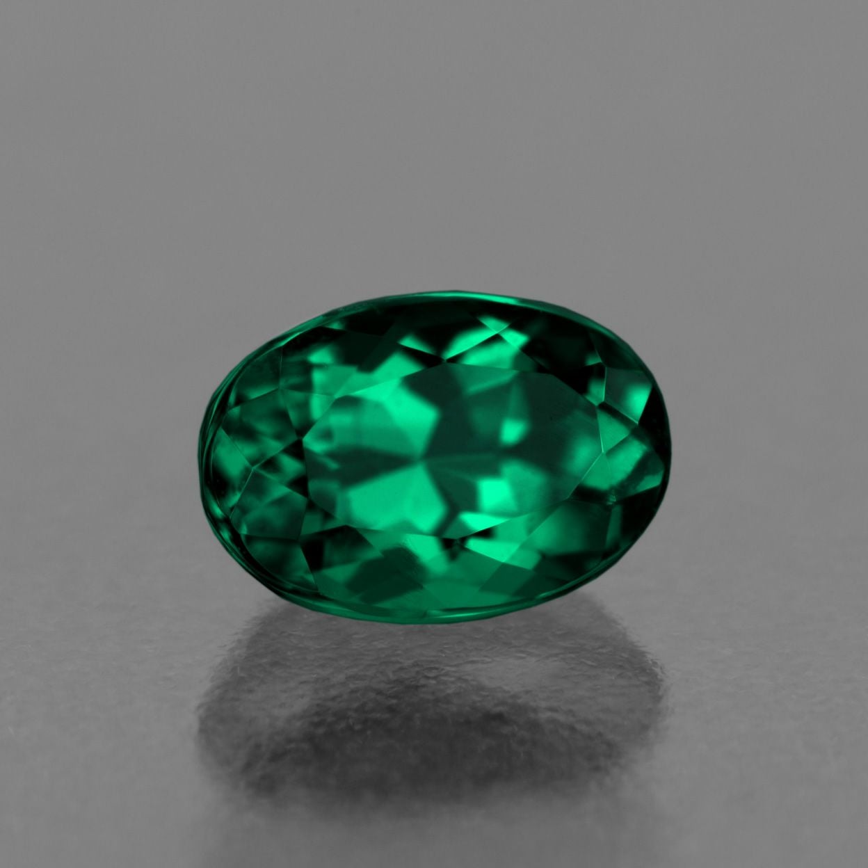 コロンビア産無処理エメラルド(ノンオイル)0.17ct(GRS宝石鑑別書付)
