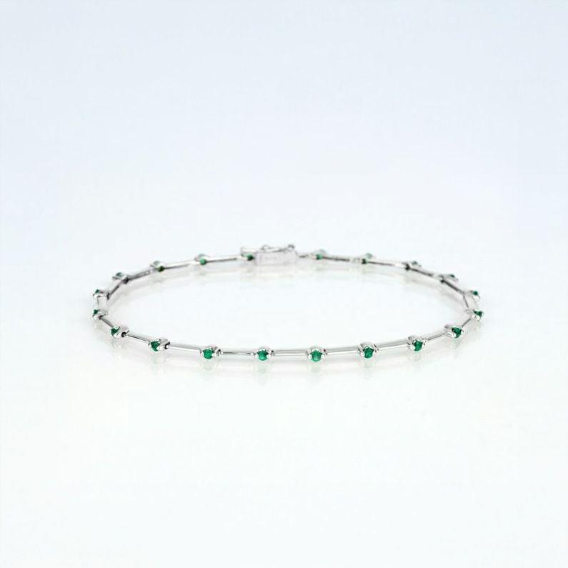 コロンビア産エメラルド0.49ctホワイトゴールドブレスレット(中央宝石研究所宝石鑑別書付)