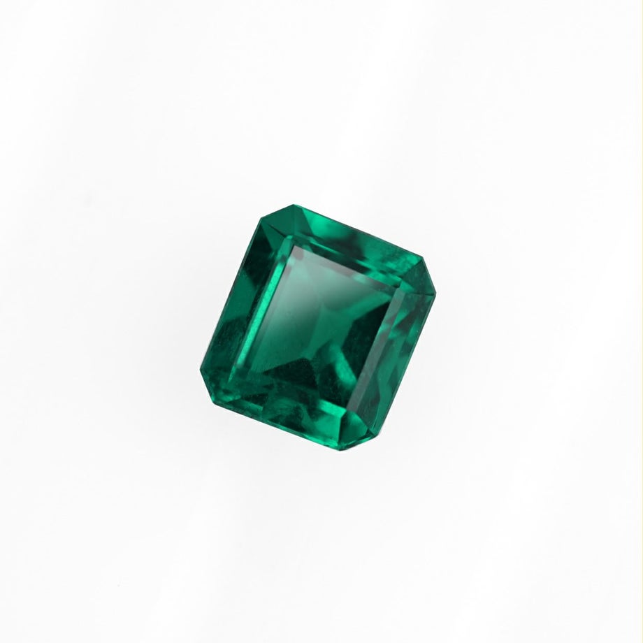 コロンビア産ムゾー鉱山無処理エメラルド(ノンオイル)0.40ct(GIA宝石鑑別書 GUBELIN宝石鑑別書付)