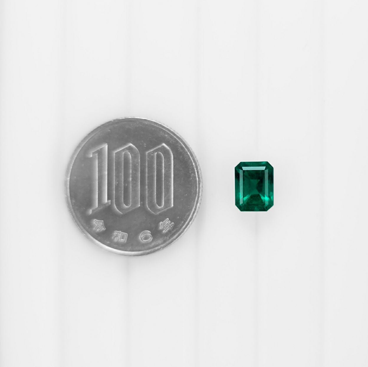 コロンビア産ムゾー鉱山エメラルド1.54ct(GRS宝石鑑別書付)【Muzo