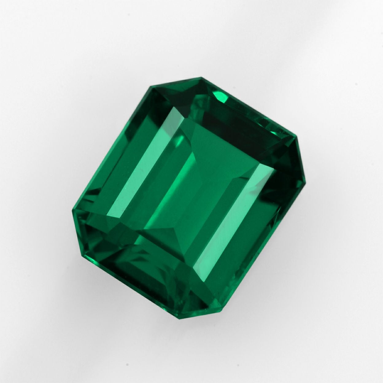 コロンビア産無処理エメラルド(ノンオイル)0.68ct(GIA USA宝石鑑別書付)