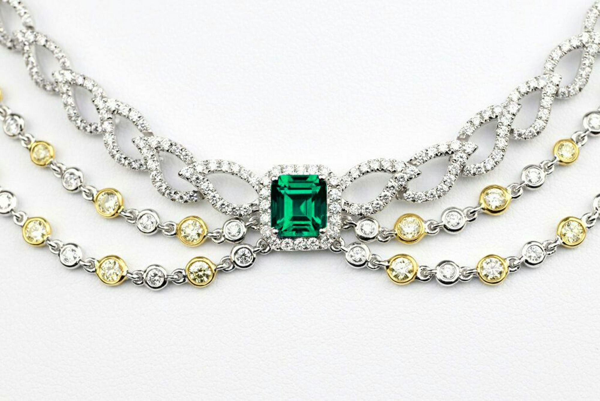 コロンビア産無処理エメラルド(ノンオイル)1.38ctプラチナゴールドネックレスダイヤ1.51ct2.99ct付(GUBELIN宝石鑑別書付)