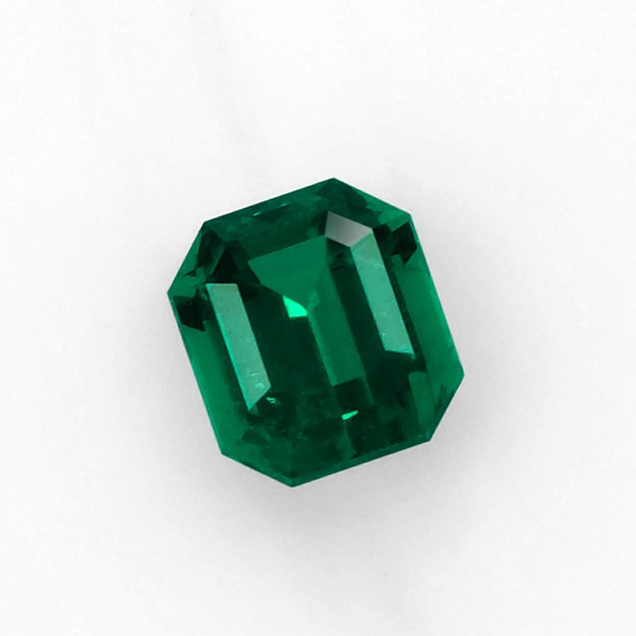 コロンビア産無処理エメラルド(ノンオイル)0.51ct(GIA宝石鑑別書 GUBELIN宝石鑑別書付)