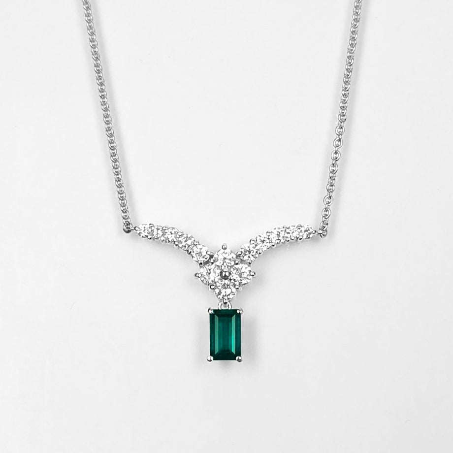  コロンビア産ムゾー鉱山無処理エメラルド(ノンオイル)0.74ctプラチナネックレスダイヤ1.00ct付 (GRS宝石鑑別書)【Muzo Green】【Old Mine】
