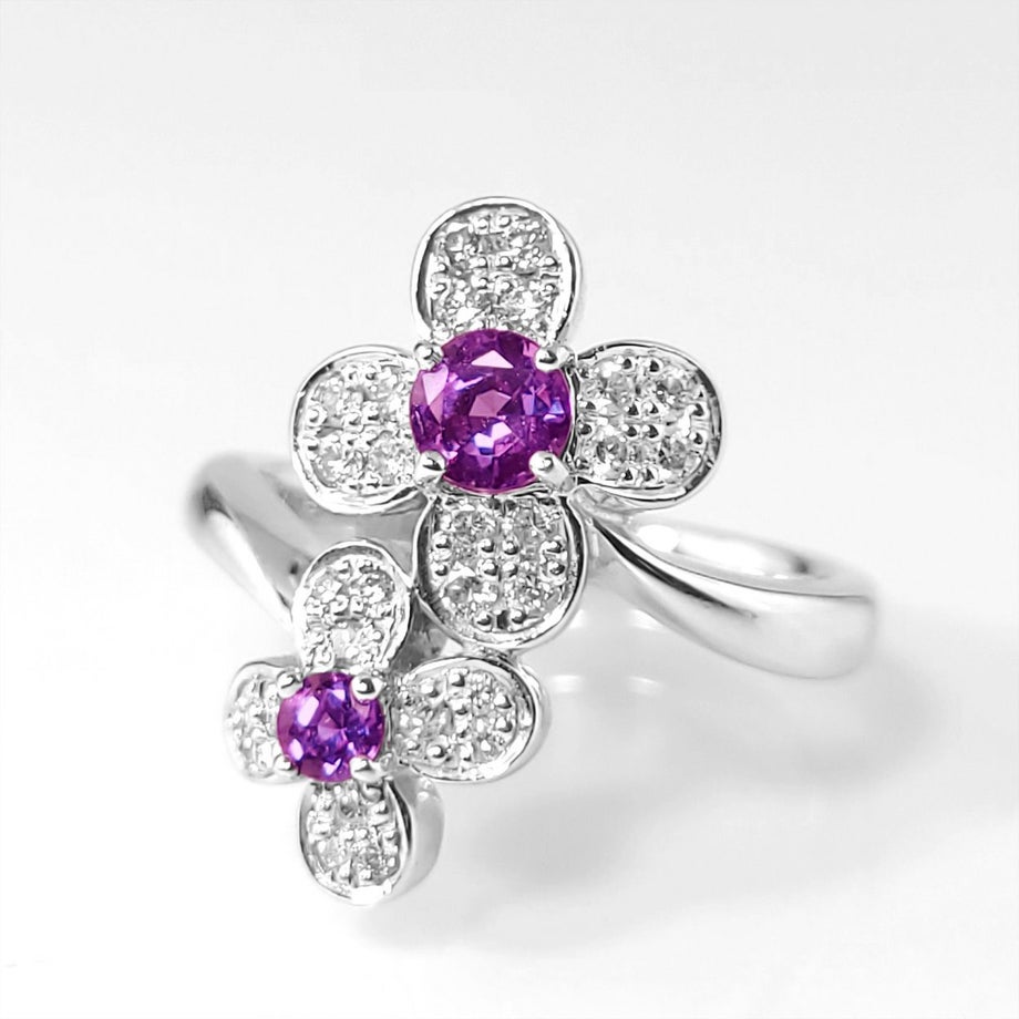 ブラジル産アレキサンドライト0.32ct0.119ctK18ホワイトゴールドリングダイヤ0.3ct付(中央宝石研究所宝石鑑別書付)