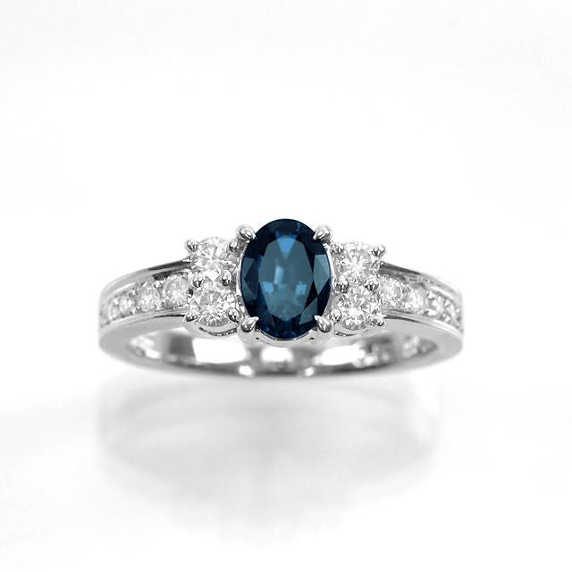 ブラジル産アレキサンドライト0.82ctプラチナリングダイヤ0.42ct付(GIA宝石鑑別書付)