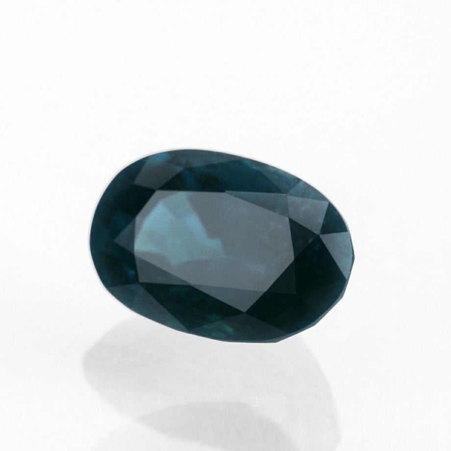 アレキサンドライト2.10ct(GIA宝石鑑別書 中央宝石研究所宝石鑑別書付)