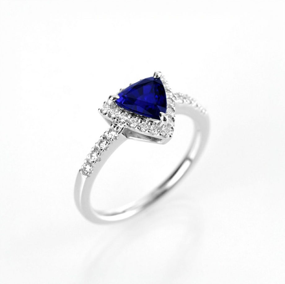 非加熱カラーチェンジサファイア1.33ctプラチナリングダイヤ0.28ct付(AIGS宝石鑑別書付)