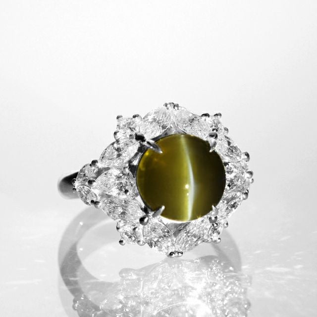 クリソベリルキャッツアイ7.74ctプラチナリングダイヤ2.39ct付(GRS宝石鑑別書付)