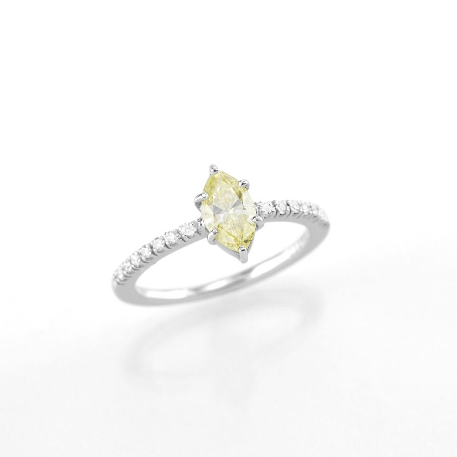 ダイヤモンド0.637ctプラチナリングダイヤ0.10c付(中央宝石研究所ダイヤモンドソーティング付)