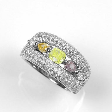 カラーダイヤモンド0.77ctプラチナリングダイヤ1.38ct付(GIA 