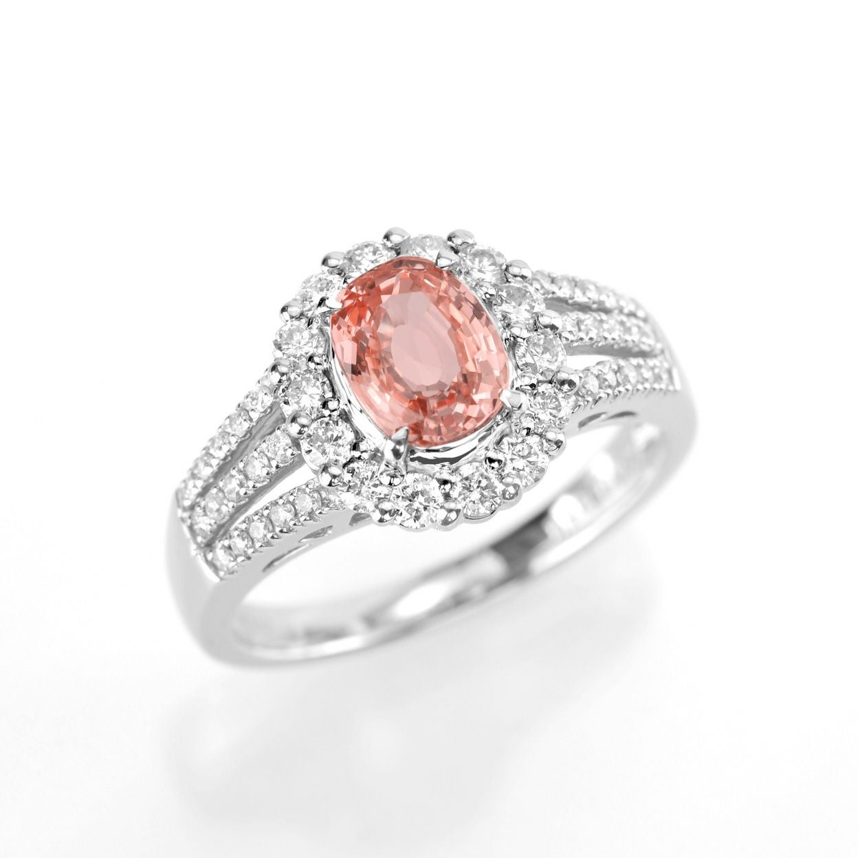 スリランカ産非加熱パパラチャサファイア1.54ctプラチナリングダイヤ0.59ct付(GRS宝石鑑別書付)