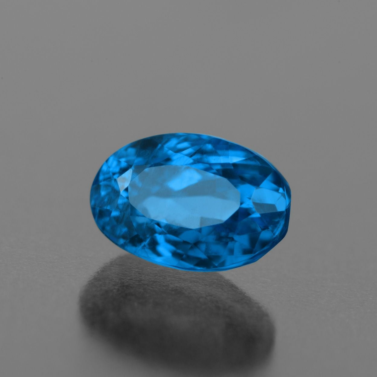 ブラジル産パライバトルマリン0.711ct(中央宝石研究所宝石鑑別書付)