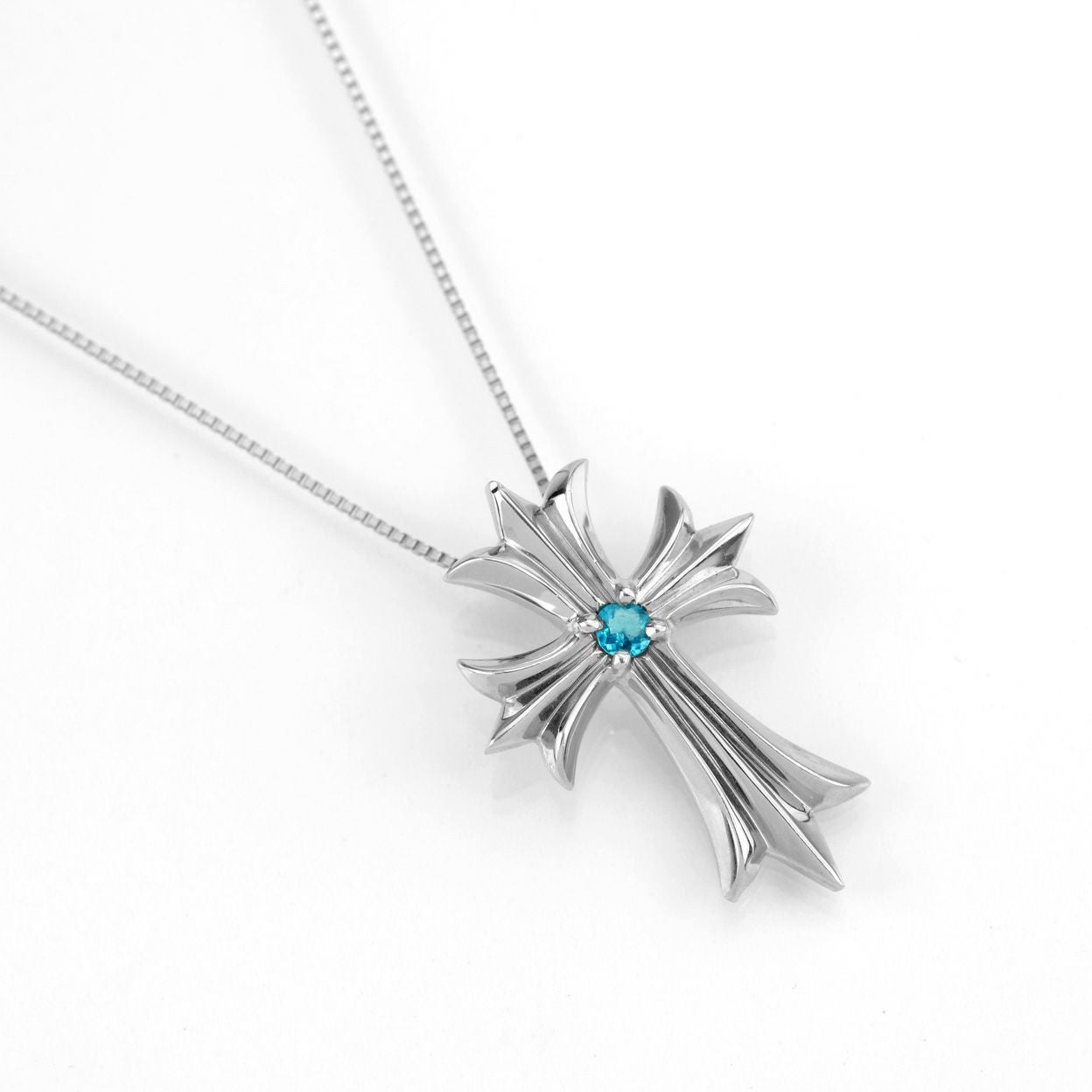 ブラジル産バターリャ鉱山パライバトルマリン0.12ctプラチナペンダントトップ (中央宝石研究所宝石鑑別書付)