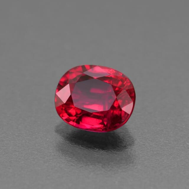 ミャンマー産非加熱ピジョンブラッドルビー0.69ct(GRS宝石鑑別書付