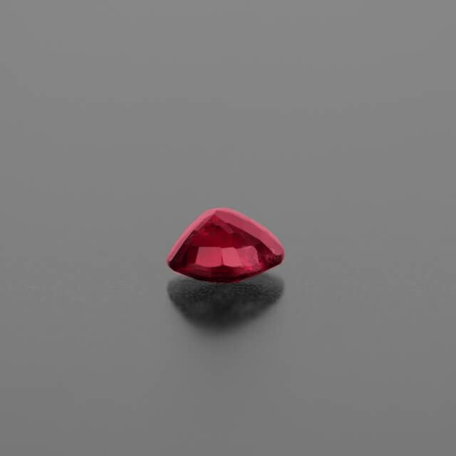 ルビー【評価額12万】天然ビジョンブラッドルビー5.12ct￤作家モノ￤ ミャンマー産非加熱ピジョンブラッドルビー0.59ct(GRS宝石鑑別書付