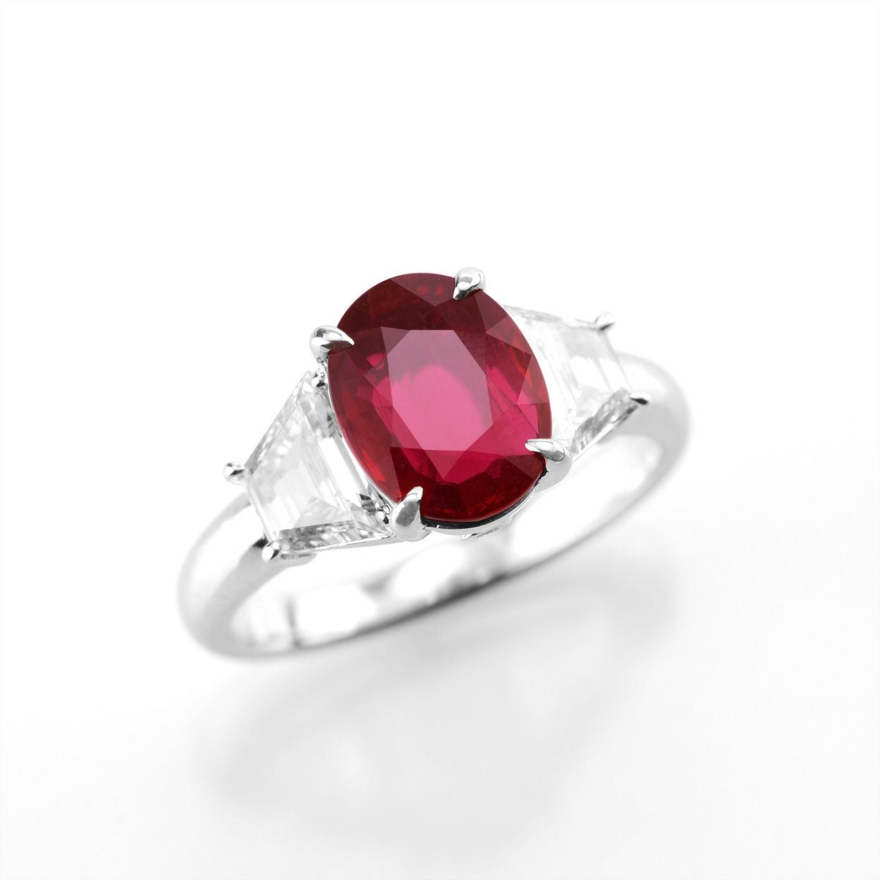 em140644 非加熱ルビー1.916ctプラチナリングダイヤ0.81ct付(GIA非加熱ルビー宝石鑑別書付)
