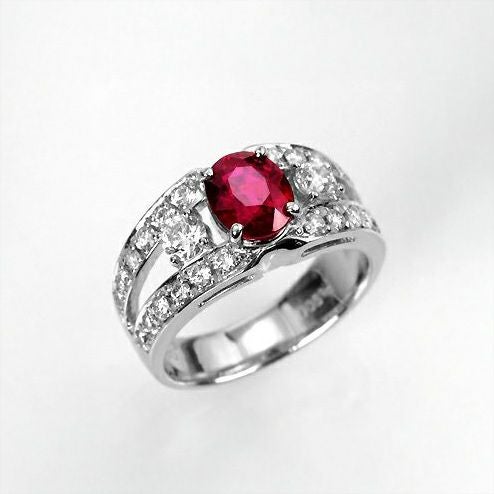 非加熱ルビー1.570ctプラチナリングダイヤ0.80ct付(GIA宝石鑑別書付)