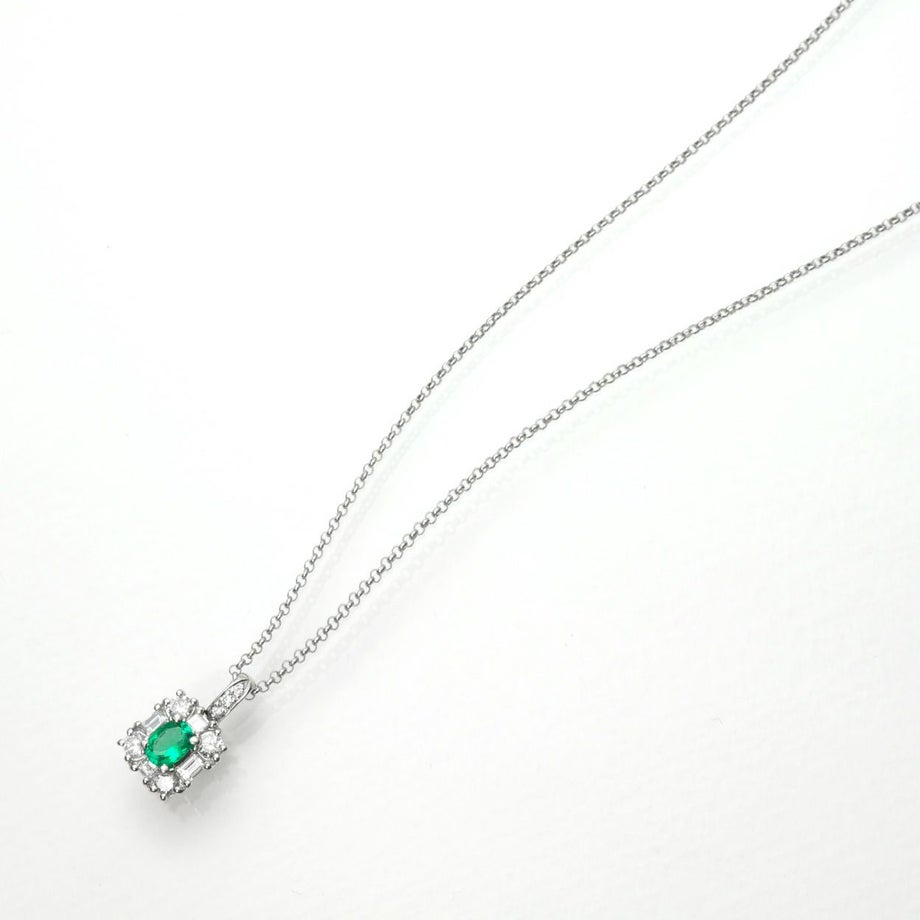 コロンビア産エメラルド0.32ctプラチナネックレスダイヤ0.52ct付(中央宝石研究所宝石鑑別書付)