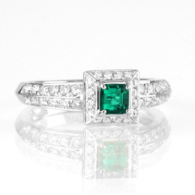 コロンビア産無処理エメラルド0.423ctプラチナリングダイヤ0.45ct付(中央宝石研究所宝石鑑別書付)