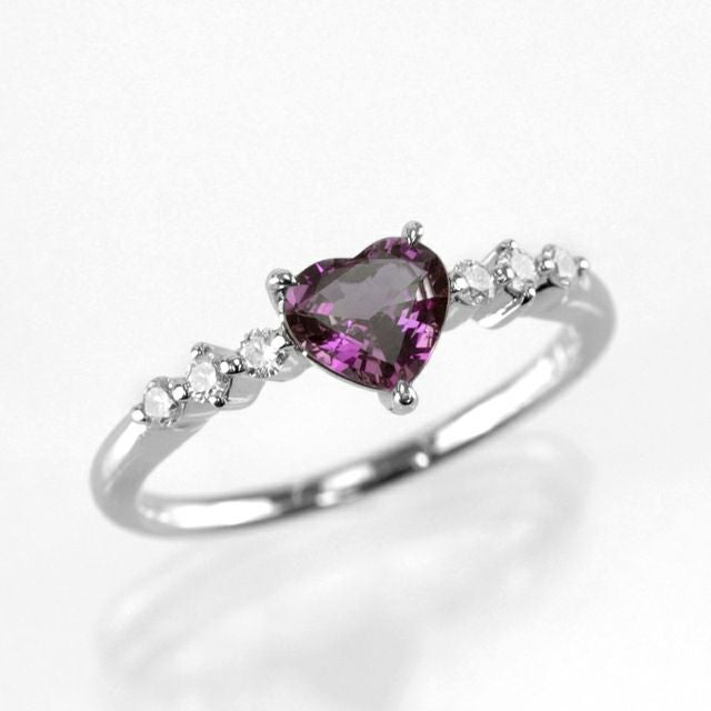 アレキサンドライト0.67ctプラチナリングダイヤ0.15ct付(中央宝石研究所宝石鑑別書付)