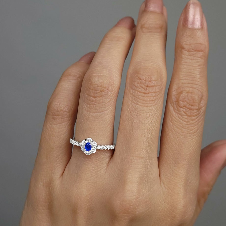 アウイナイト0.11ctプラチナリングダイヤ0.45ct付