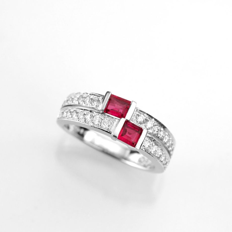 レッドベリル0.38ctホワイトゴールドリングダイヤ0.40ct付(中央宝石研究所宝石鑑別書付)