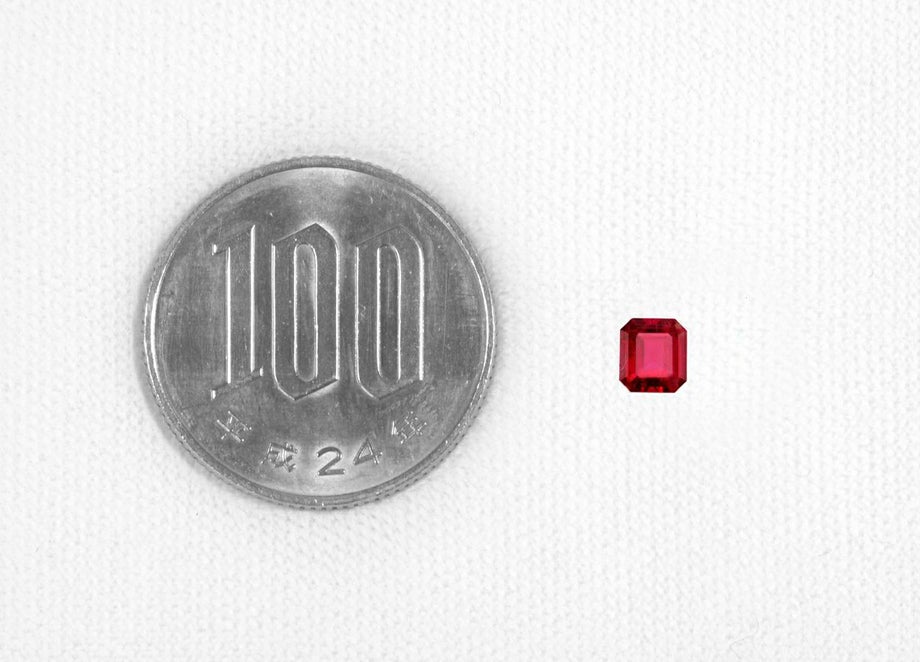 レッドベリル0.39ct(GIA宝石鑑別書付)