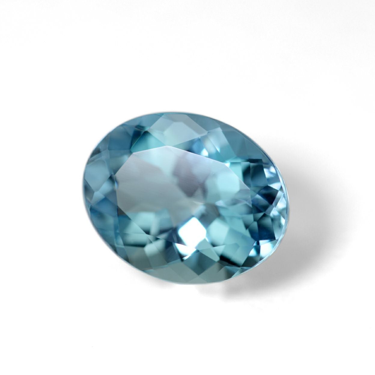 ブラジル産アクアマリン1.94ct(中央宝石研究所宝石鑑別書付)