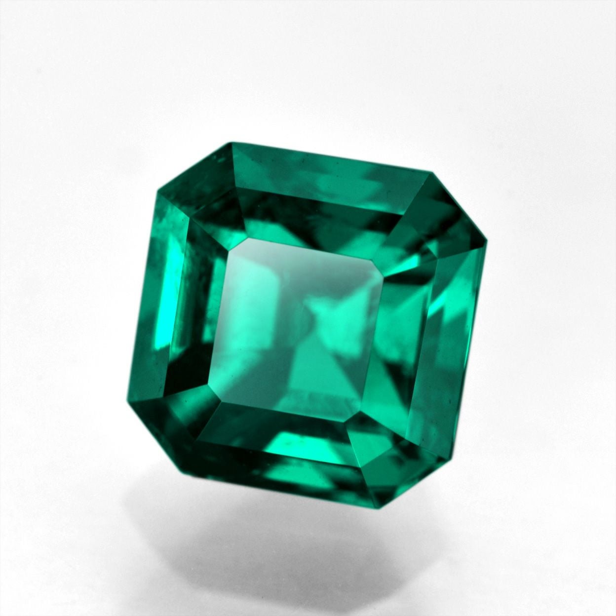 コロンビア産無処理エメラルド(ノンオイル)1.40ct(GIA宝石鑑別書付)
