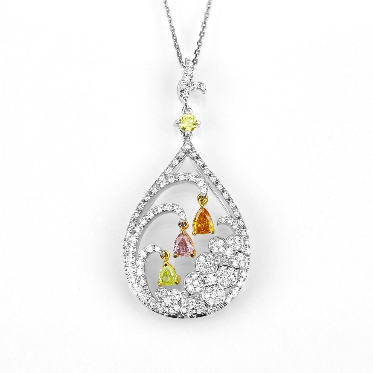 カラーダイヤモンド0.47ctK18WGK18YGネックレス0.76ctダイヤ付(中央宝石研究所ダイヤモンドソーティング付)
