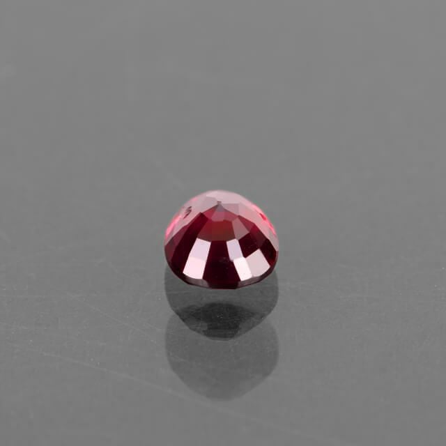 ミャンマー産非加熱ピジョンブラッドルビー0.62ct(GRS宝石鑑別書付)