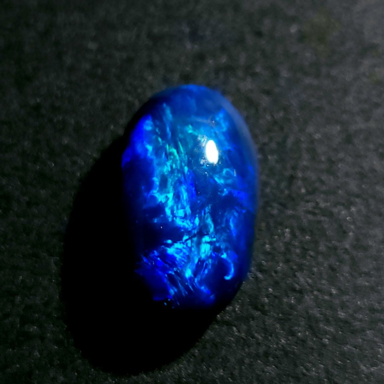  ブラックオパール4.21ct(中央宝石研究所宝石鑑別書付)