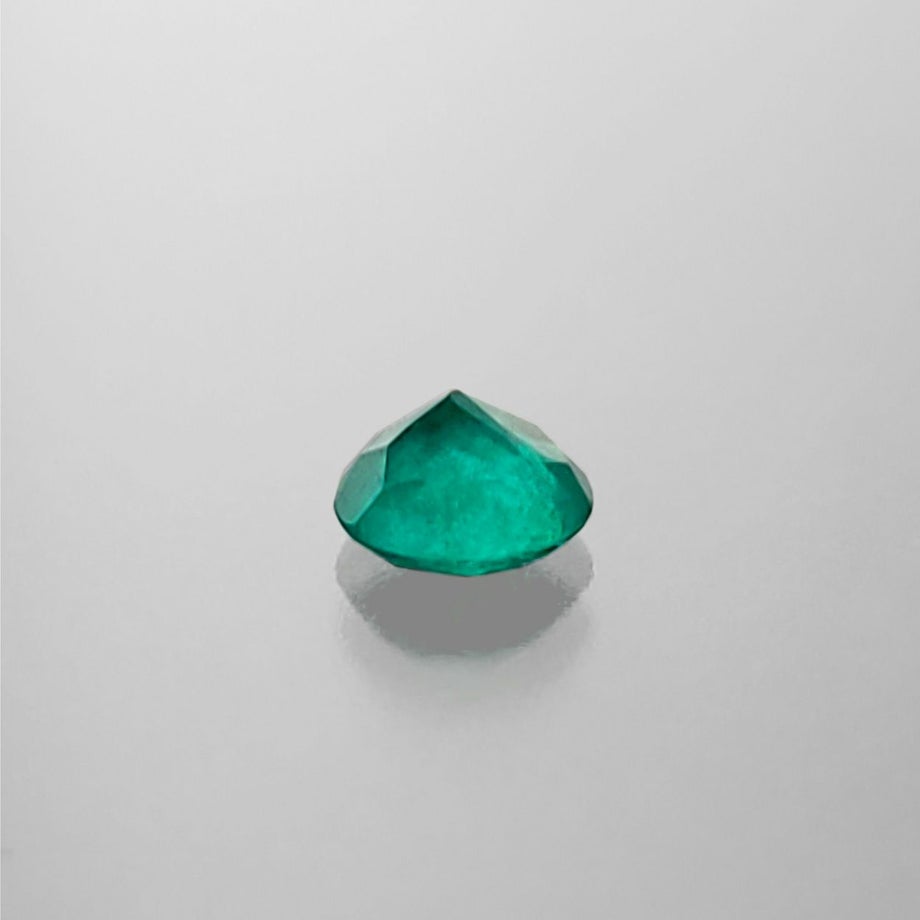 コロンビア産ムゾー鉱山エメラルド0.51ct(中央宝石研究所宝石鑑別書付)
