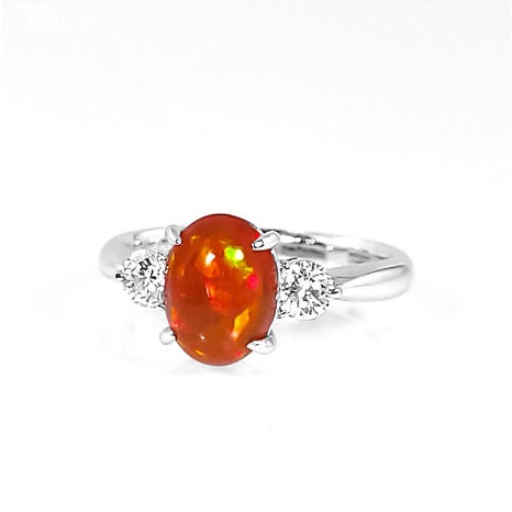 メキシコ産ファイアオパール1.35ctホワイトゴールドリングダイヤ0.59ct 