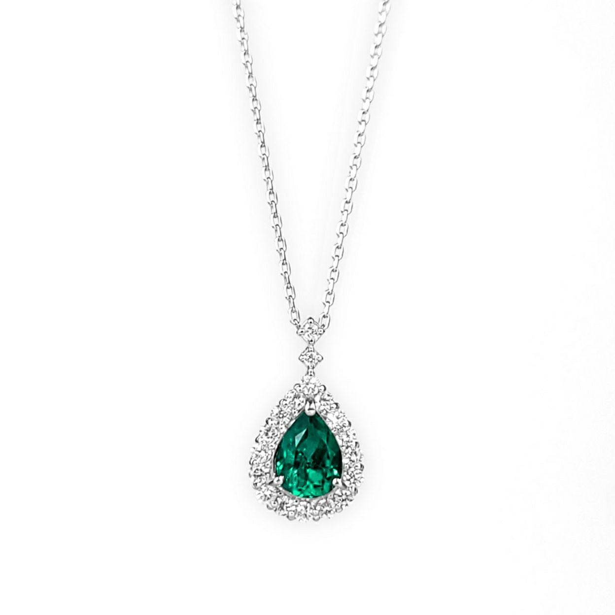 コロンビア産エメラルド0.64ctプラチナネックレスダイヤ0.25ct付 (中央宝石研究所宝石鑑別書付)