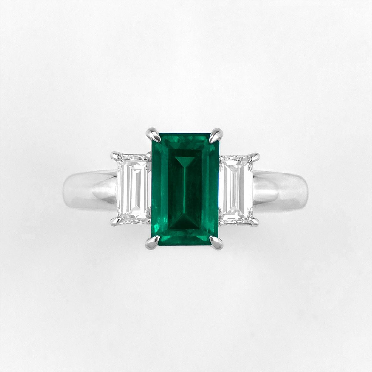 コロンビア産エメラルド1.48ctプラチナリングダイヤ0.64ct付(GRS宝石鑑別書 GIA宝石鑑別書付)
