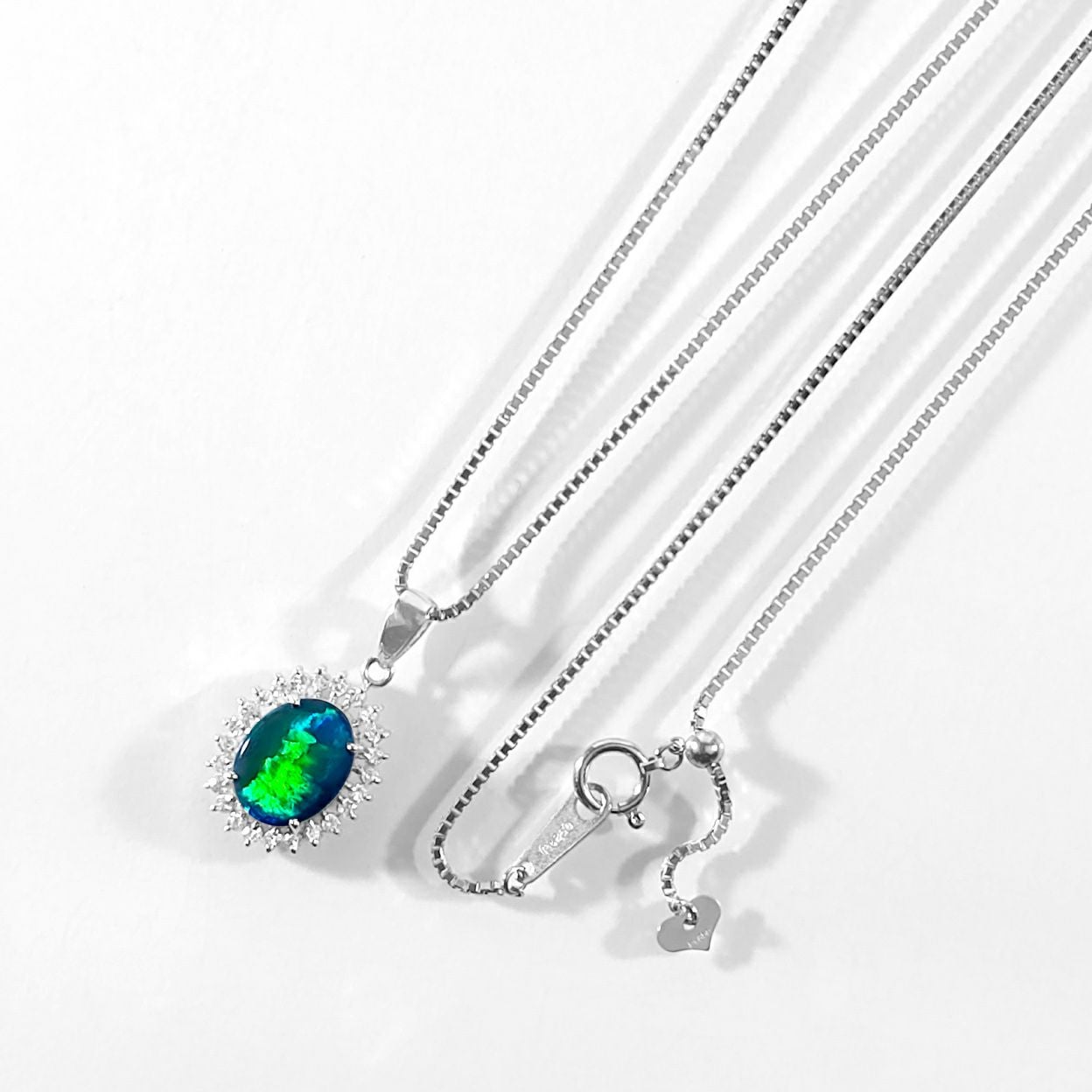 ブラックオパール1.16ctプラチナネックレスダイヤ0.24ct付(宝石鑑別