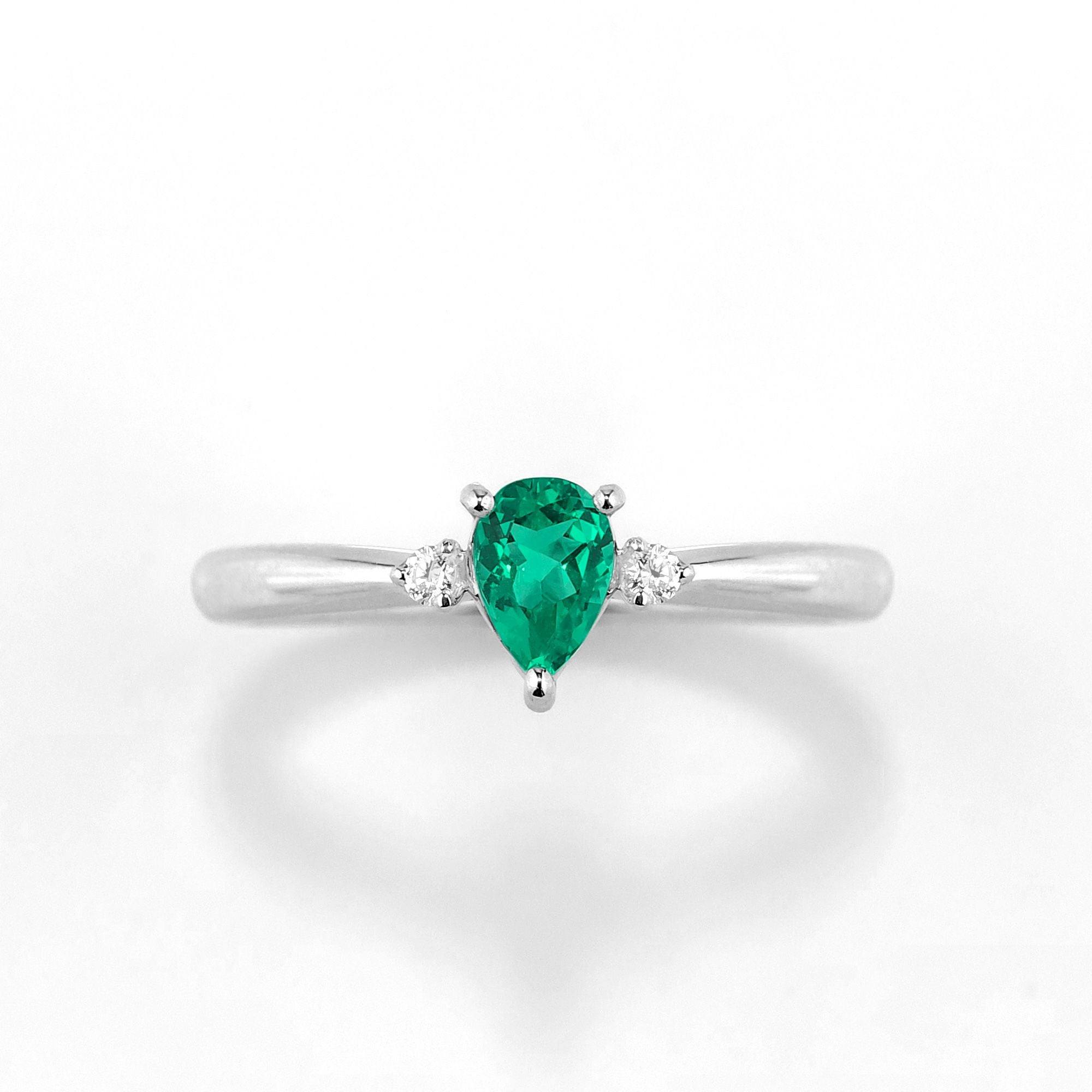 コロンビア産無処理エメラルド(ノンオイル)0.36ctプラチナリングダイヤ0.03ct付(GIA宝石鑑別書付)